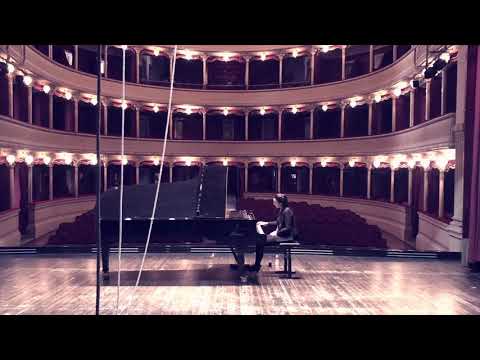 GLORIA CAMPANER | Beethoven, “Für Elise”