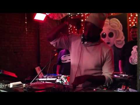 (hiphop part 3) Dj LORD @ DUB SQUARED: HIP-HOP vs DUBSTEP *Dj LORD:RAISING HELL TOUR 1/7/2012