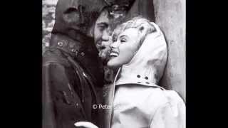 Marilyn Monroe - The Kiss " Niagara "