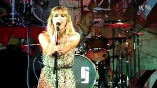 Plastiscines at Wuhan [1] - I could rob you / Ooh lala