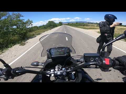 Honda NC700X vs Kawasaki Ninja 300 drag race - part 4