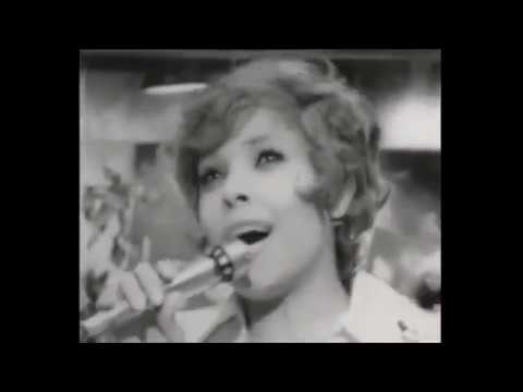 Mais imagens raras da 1a Fase de Chacrinha na Globo (Final dos anos 60 ou início dos anos 70)