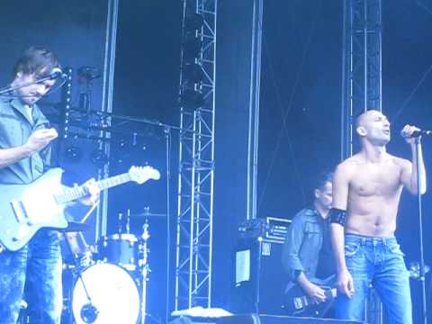L Amour De La Haine video