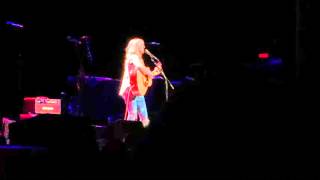 Liz Phair - Why Can&#39;t I? - Ryman Auditorium - Nashville, TN - 16 april 16
