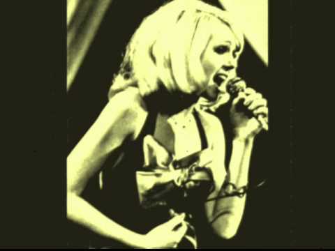 HELENA VONDRÁČKOVÁ - Málo mám lásky tvé.wmv