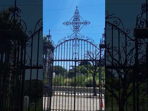 #buenosaires #rejas #cruz #herreria #cielo #lomasdezamora #catedral #arte #fe #deus #jesus #street