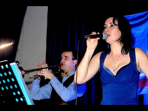 Ava Chrtková - Ava Chrtková zpívá Svítá a Klobouk ve křoví Jaroslava Ježka s ka