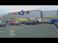 Amazon Looking To Buy Abandoned Toys 'R' Us Stores, Report Says Amazon Looking To Buy Abandoned Toys 'R' Us Stores, Report Says
