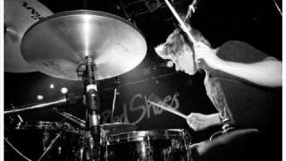 Blood Red Shoes - Stitch Me Back (Photo SlideShow)