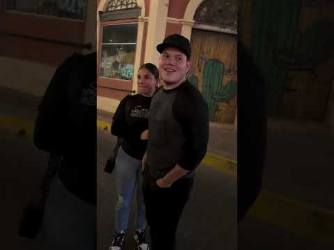 Serenata en la calles de Mazatlán con Joss Favela ft Los Plebes del Rancho  “SOMOS” . 🤠🤠🤠🤠🎵🎼🎙️🎶👉📱💻