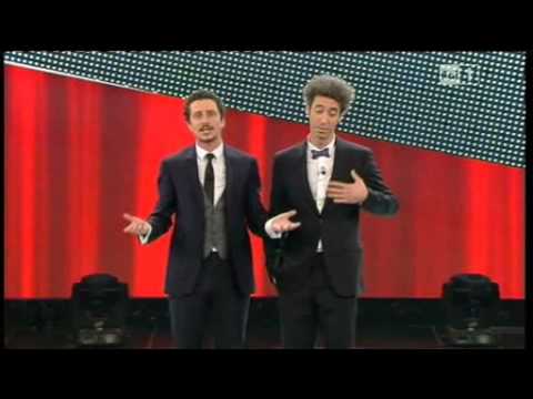 Sanremo 2011 - Luca e Paolo su Saviano, Santoro, Fini e Montezemolo