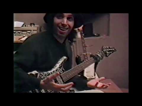 Joe Satriani Recording "The Forgotten Pt. 1." from 'Flying in a Blue Dream' - 1989