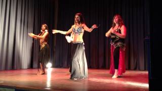 preview picture of video 'Danse orientale au gala de danse 2014 de Saint-Pierre-La-Palud'