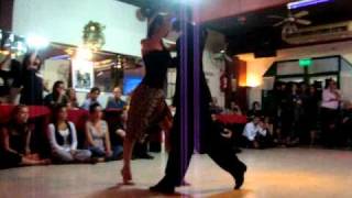 Video thumbnail for Juliana Maggioli y Kleber Queiroz - Que falta que me hacés 2/4