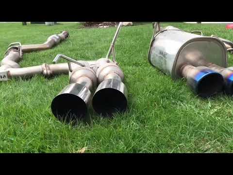 Subaru WRX STI Invidia Q300 vs R400 sound