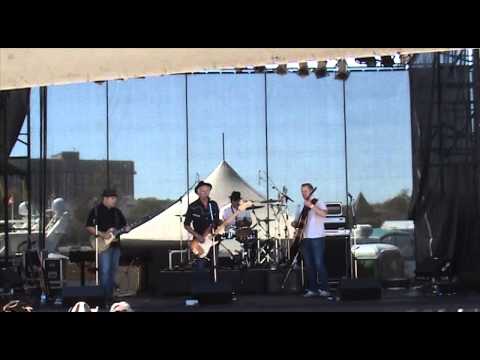 McKiNLeY WoLf live at Blues Bash 2013