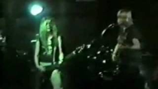 L7 - Runnin' From The Law (Live)