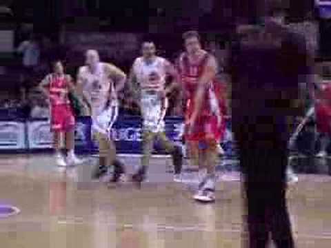 18 17-10-07 BCO-Charleroi - Schitterend pass- en assist-werk