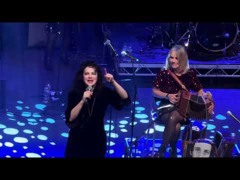 Sharon Shannon band The Broad Majestic  Shannon live London 21/12/24