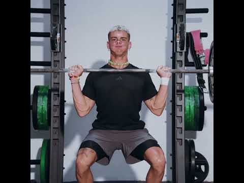 Urmăriți videoclipul