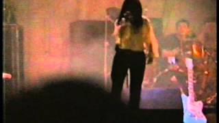 CURVE Fait Accompli live at Glastonbury June 27 1992