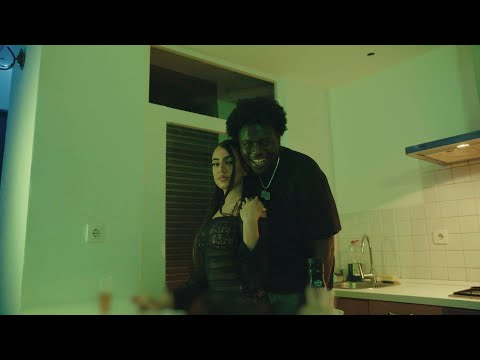 40 ENCIMA - BOBBYBLOCK x BIG PAPA313 (Video Oficial)