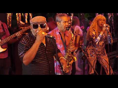 Fefita La Grande y Narciso Live Yamasá