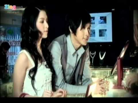 Thể hiện bởi Nguyên Vũ