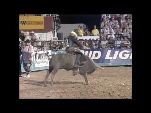 Adriano Moraes vs Spittin Image - 00 PBR Laughlin (86.5 pts)