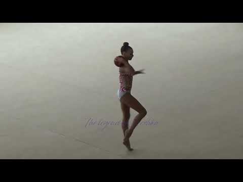 Arina VOLOSOVA ballon - 2022 Revue d'effectifs à Thiais (novembre)