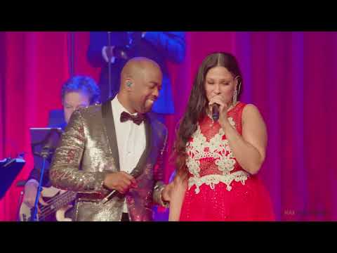 Max & Friends Are Coming to Town Konzert Medley