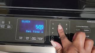 Set clock on Whirlpool electric range. Model WEE745H0F