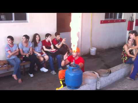 SALVE, aula de combate a incêndio (26/5/12)