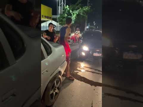 Bandidos roubam carro em Bezerros/ PE
