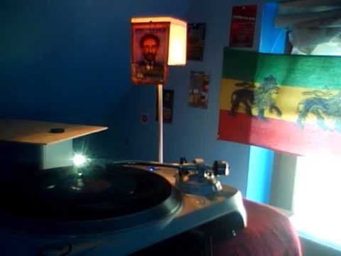 ecu - rootsman + dub (echo roots)