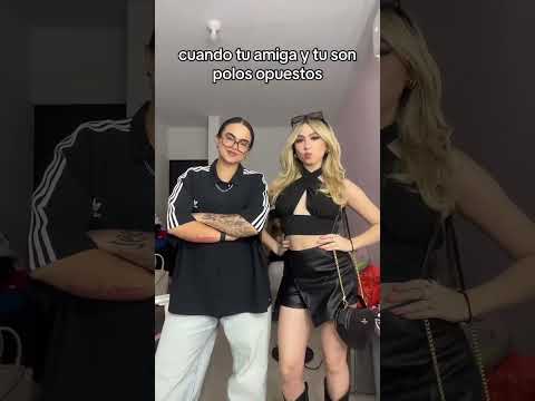 pero del mismo color🤣 te adoro anacri !!! #comedia #humor #amigas  #xkarentorresx #shorts