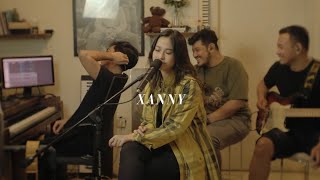 Download lagu Xanny - Billie Eillish (cover) by Raissa Anggiani & Roomate Project mp3