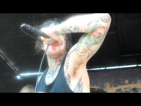Suicide Silence - You Only Live Once - Live