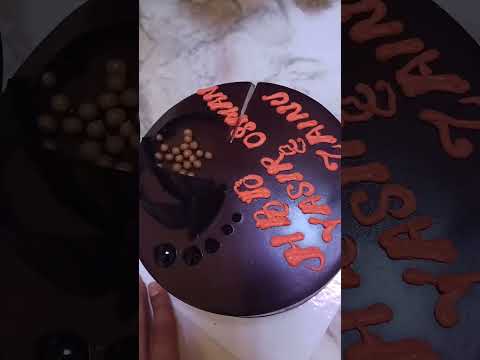 Happy Birthday Yasir😍😍😍 & Osman🔥🔥!!!!! Chocolate Cake 🤤🤤..... @dubaidiariesofficial