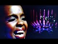 Gladys Knight & The Pips - 'Giving Up Is Hard to Do' (1972 Live Performance)