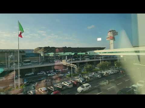 Terminal 3 do Aeroporto Internacional Roma Fiumicino Leonardo da Vinci.