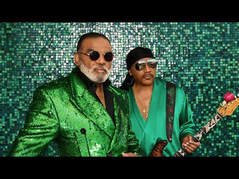 The Isley Brothers - Footsteps in the Dark 🎸  Cover by Peigh Jones.