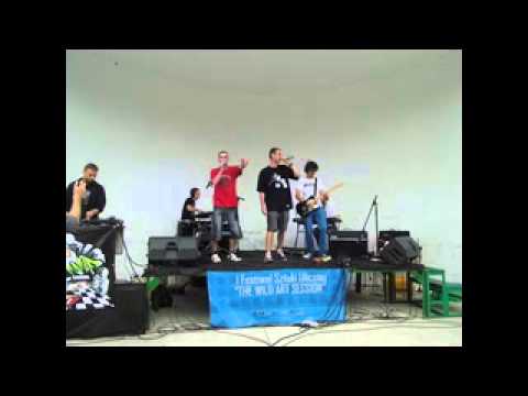 Musiel & Adek & Kret ft. Wiktor Mazurkiewicz - Moja dupa za dzieciaka