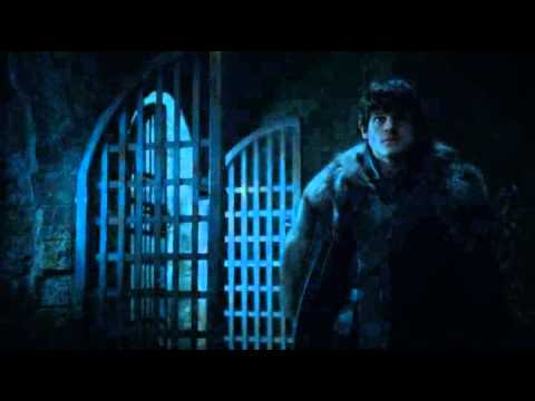 Game Of Thrones 6x02 Ramsey unleash the dogs on Lady Walda and his brother