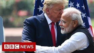President Trump in India: Mispronunciations and cheers on day one - BBC
