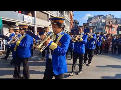 Tuid ki riewngeit sha ka jingpynkyntang lyngdoh niam bad proseshon Iukharist ka Jowai Diocese