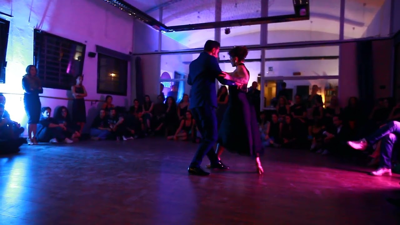 Marco Nodari y Claudia Cavagnini "Sin lágrimas" @ milonga Graf (Bo) 16/11/2024 4-5