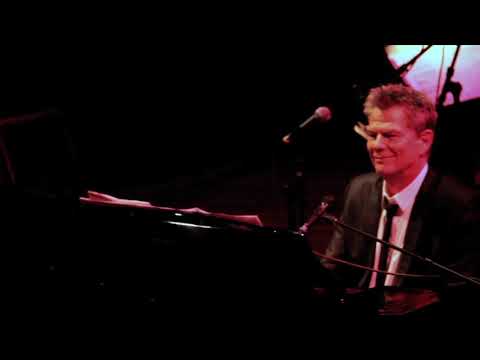 Love Theme From St  Elmo's Fire - live at MD80