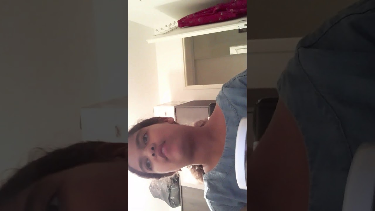 Je mange un pot de Nutella ça finit mal