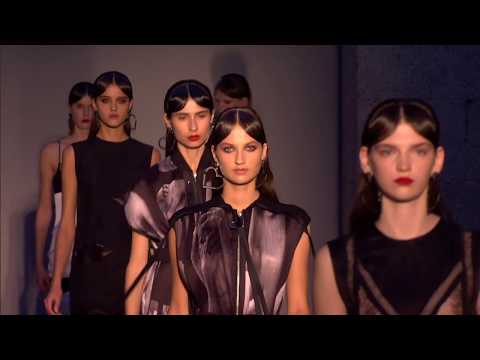 JUAN VIDAL spring summer 19 - LULÚ